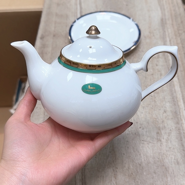 瓷片噗哈哈哈哈哈哈哈哈哈我