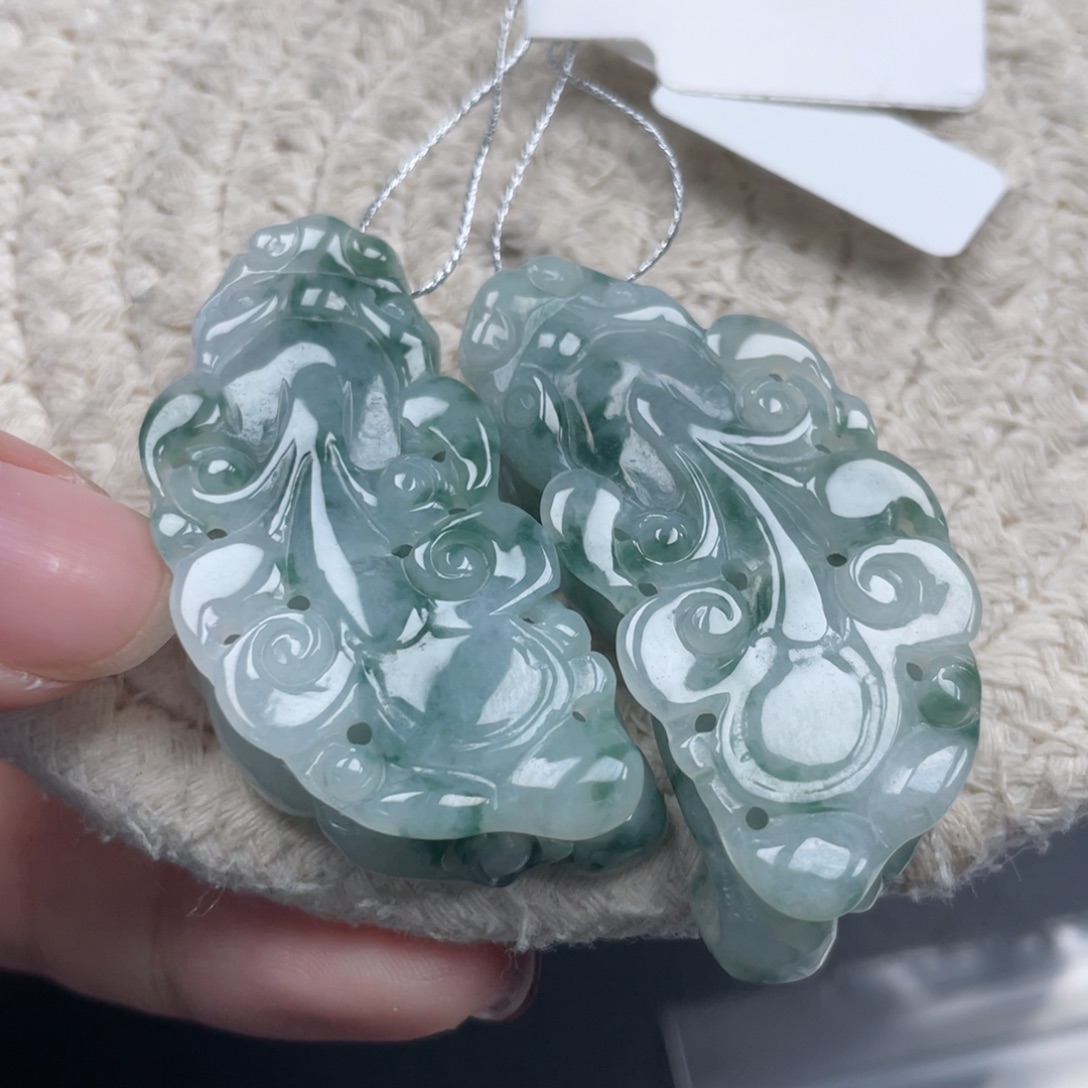 一***蟹翡翠未镶嵌颈饰天然A货缅甸翡翠