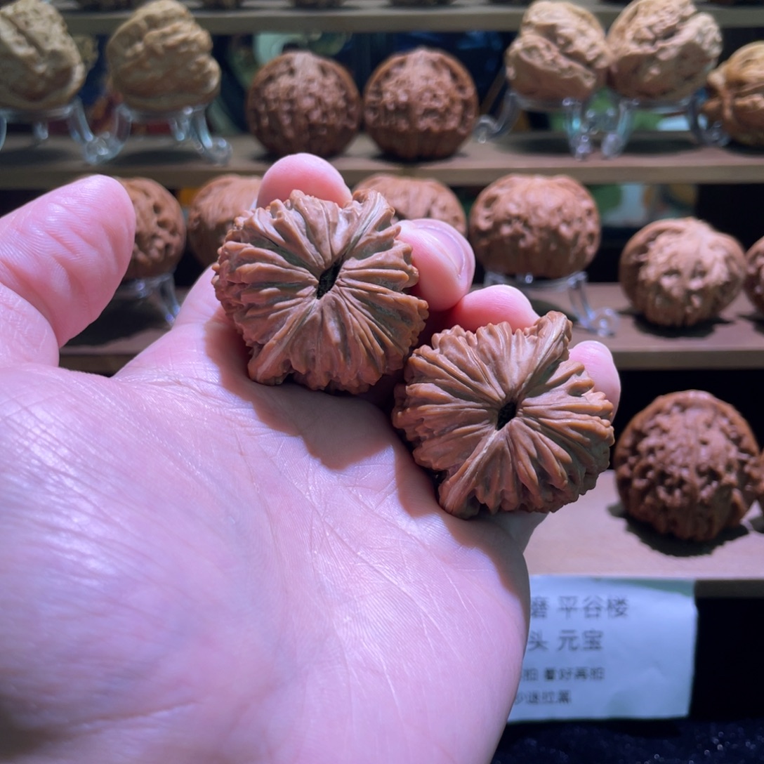 D***n吊坠文玩核桃全品平谷四座楼