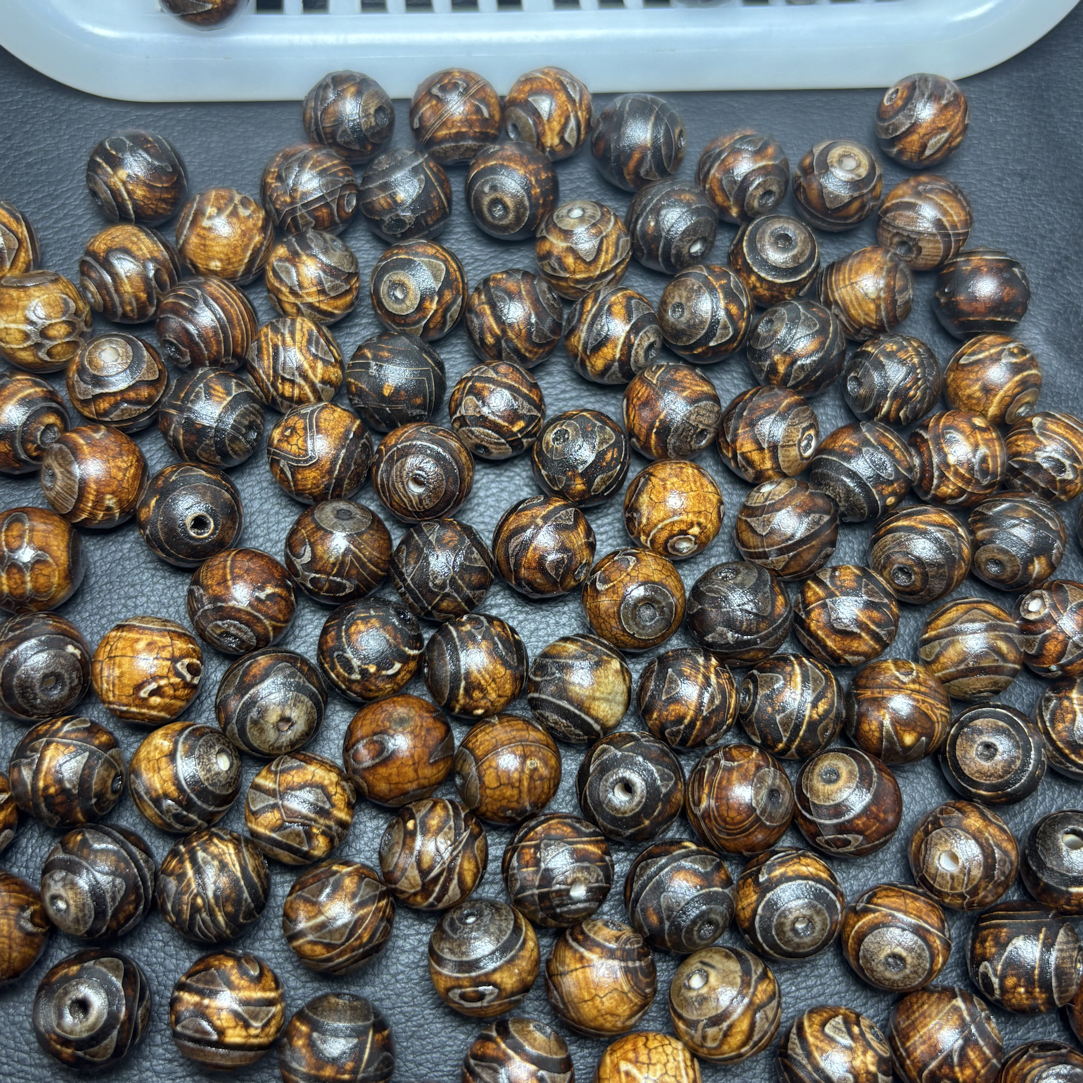 12mm尺寸圆珠散珠随机发1颗包邮不退换