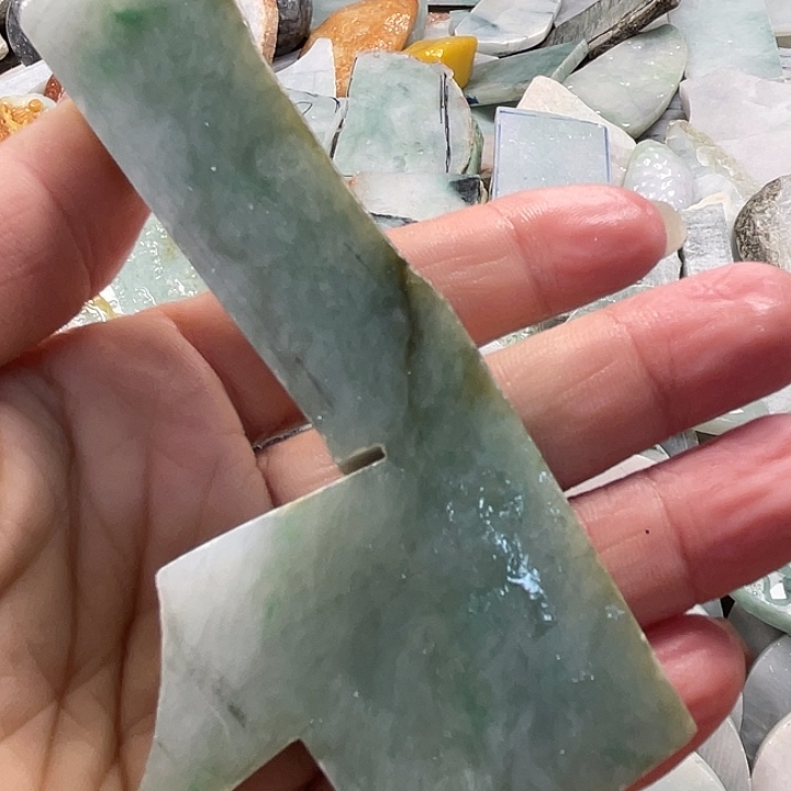 裸石翡翠文**芳1800000000