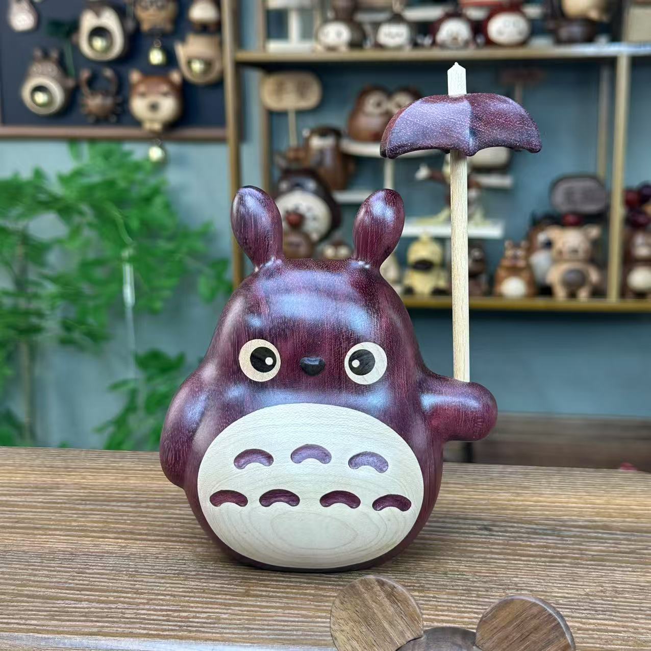 紫色装饰品桌面摆件创意可爱龙猫客厅实木有钱花大龙猫摆件装饰