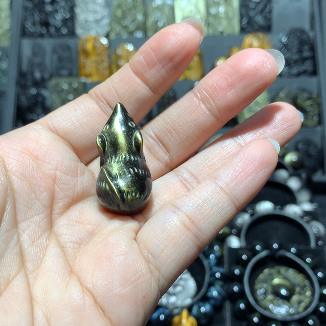 黑曜岩吊坠(赠链)未镶嵌早****³