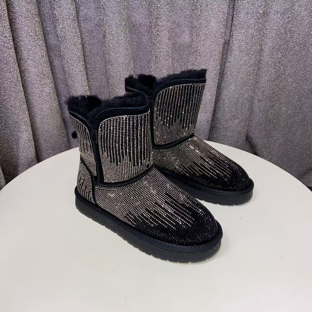 C8876  黑色 冬季厚底圆头女士高帮保暖雪地靴