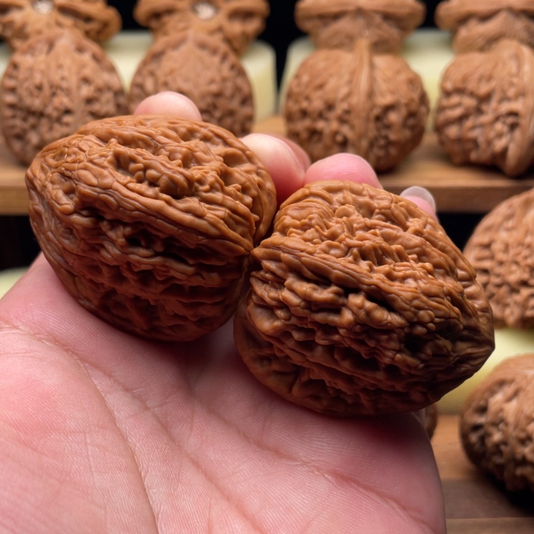 文玩核桃吊坠忽***现41精品虎头王