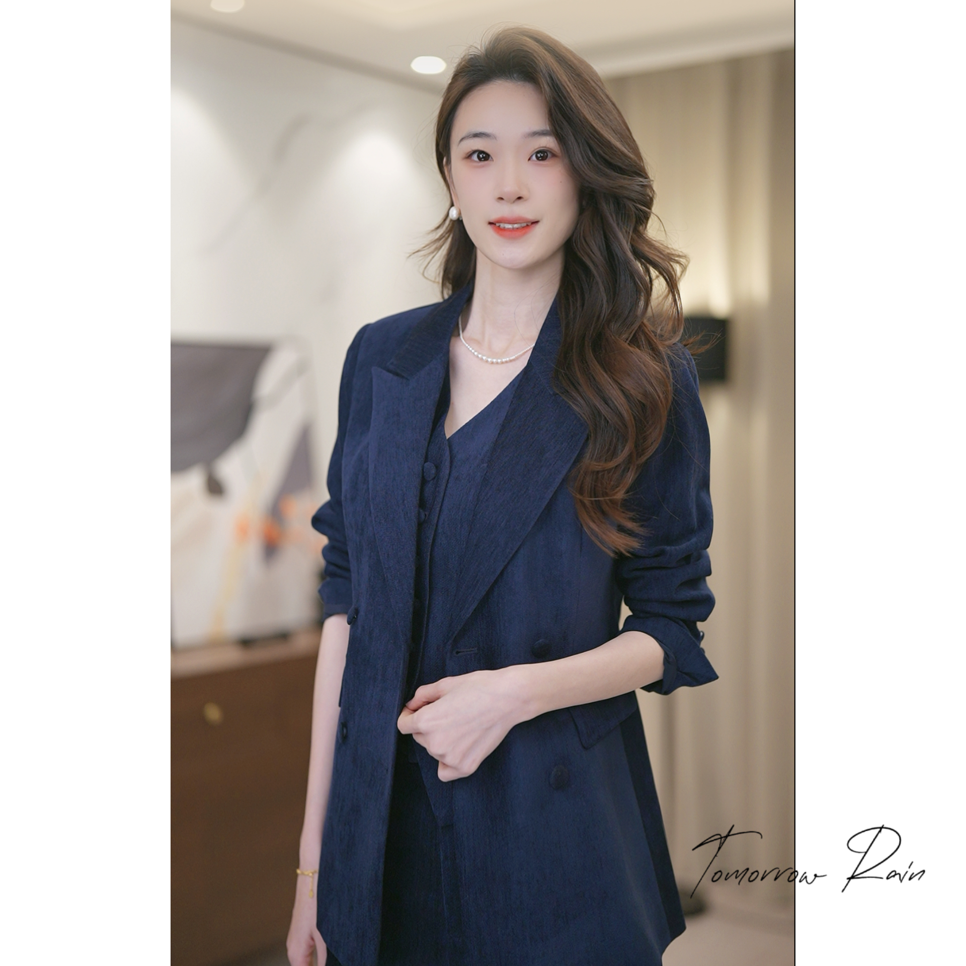 明日有雨 |推荐宝石蓝长袖西服套装新款收腰（三件套PX3395Z)