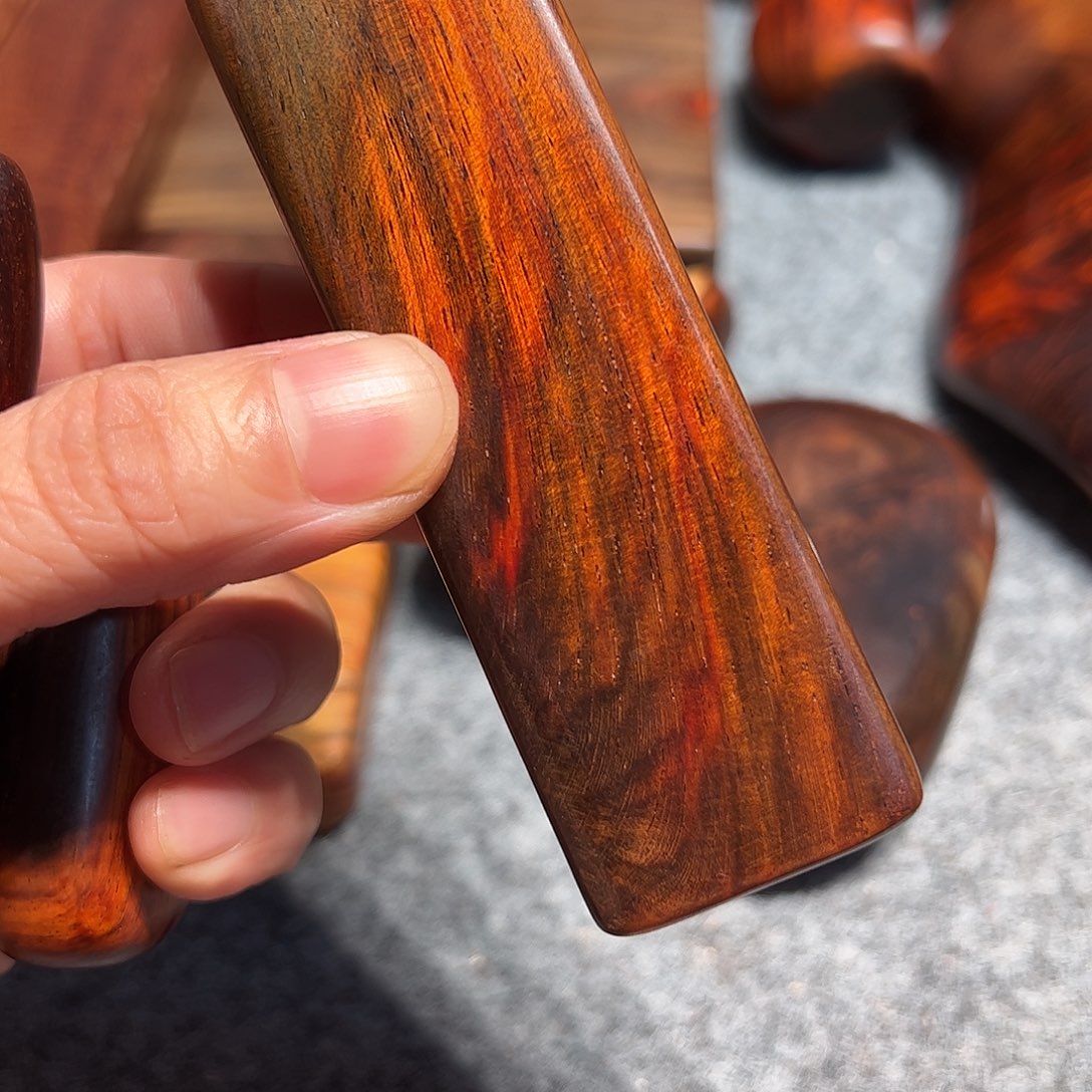 陳***稀交趾黄檀（大红酸枝）