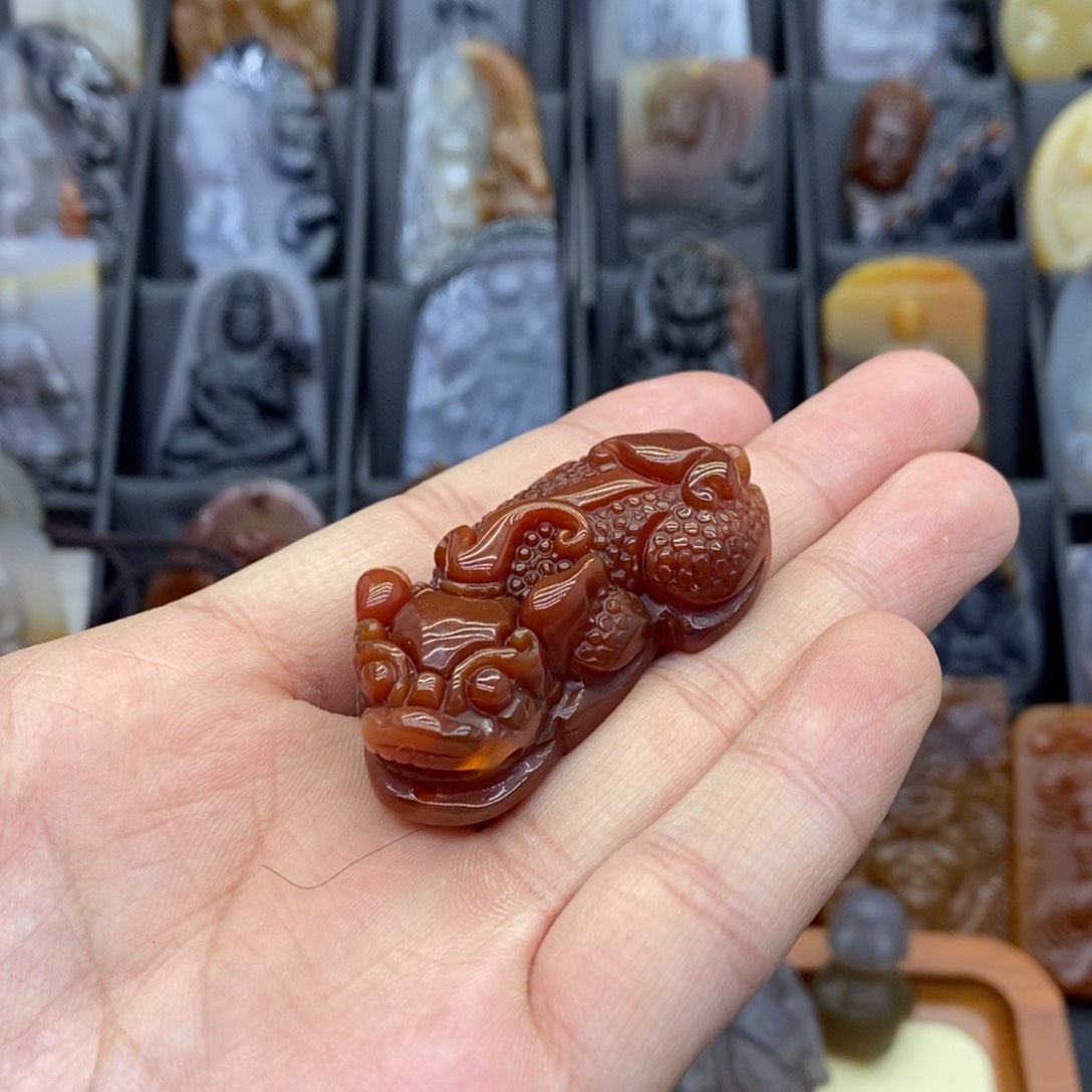 玛瑙/玉髓吊坠(赠链)未镶嵌吊坠