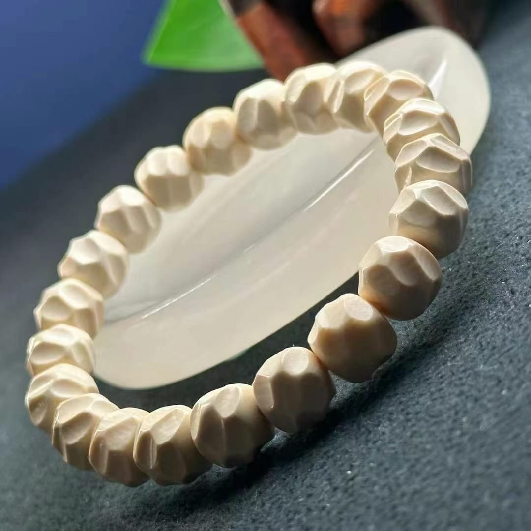 天然猛犸牙精品无相老型单圈手串Y0112