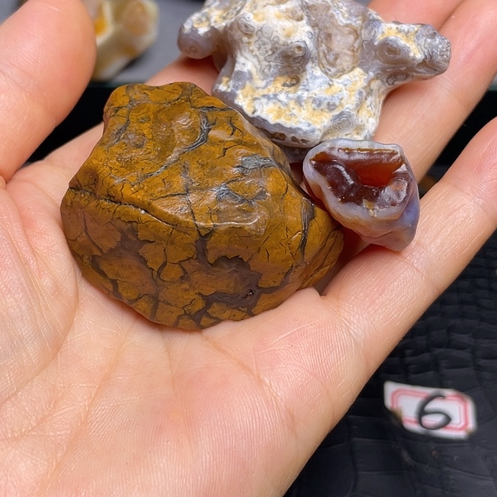 无***人有机玻璃阿拉善戈壁石