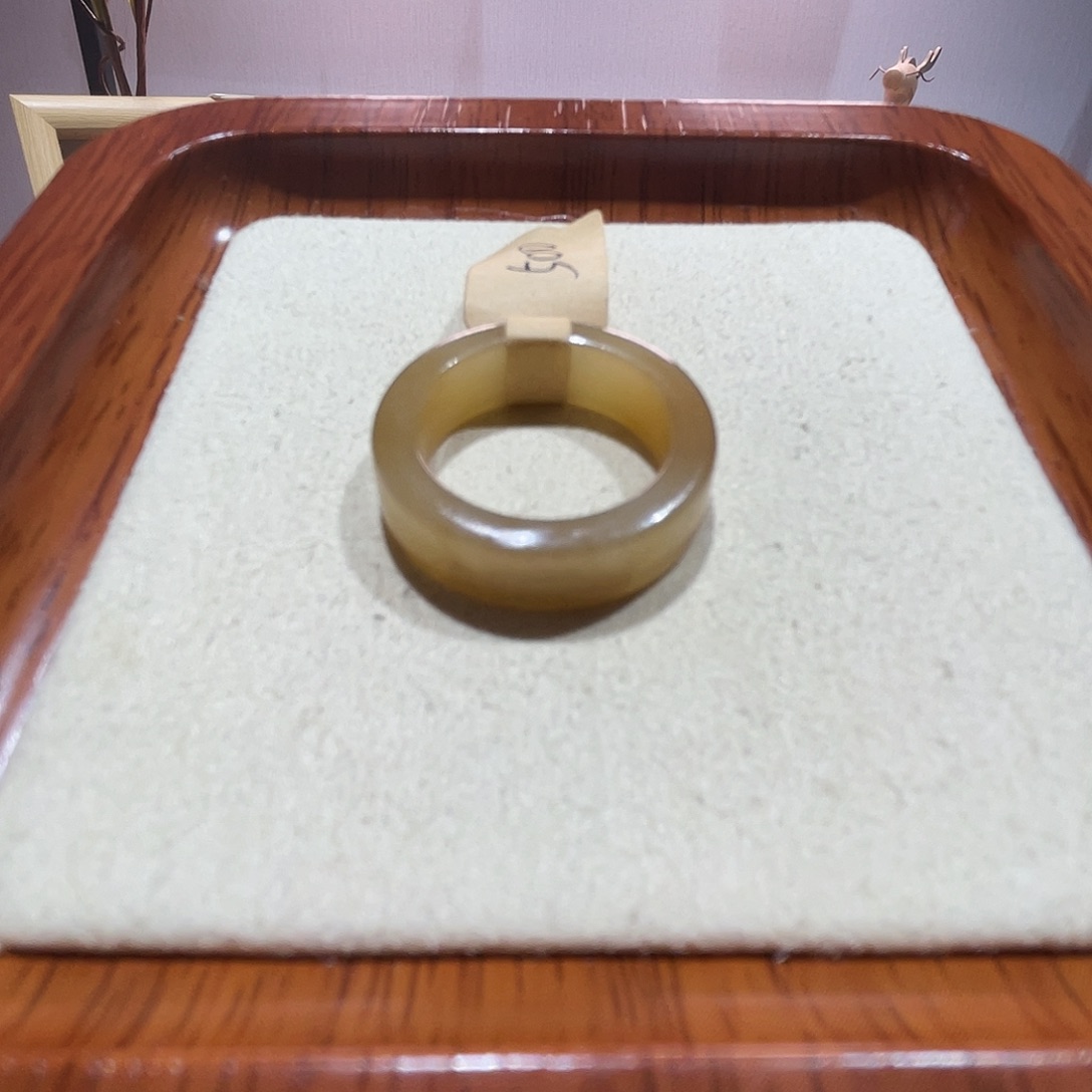 和田玉戒指未镶嵌糖色直切16-17号