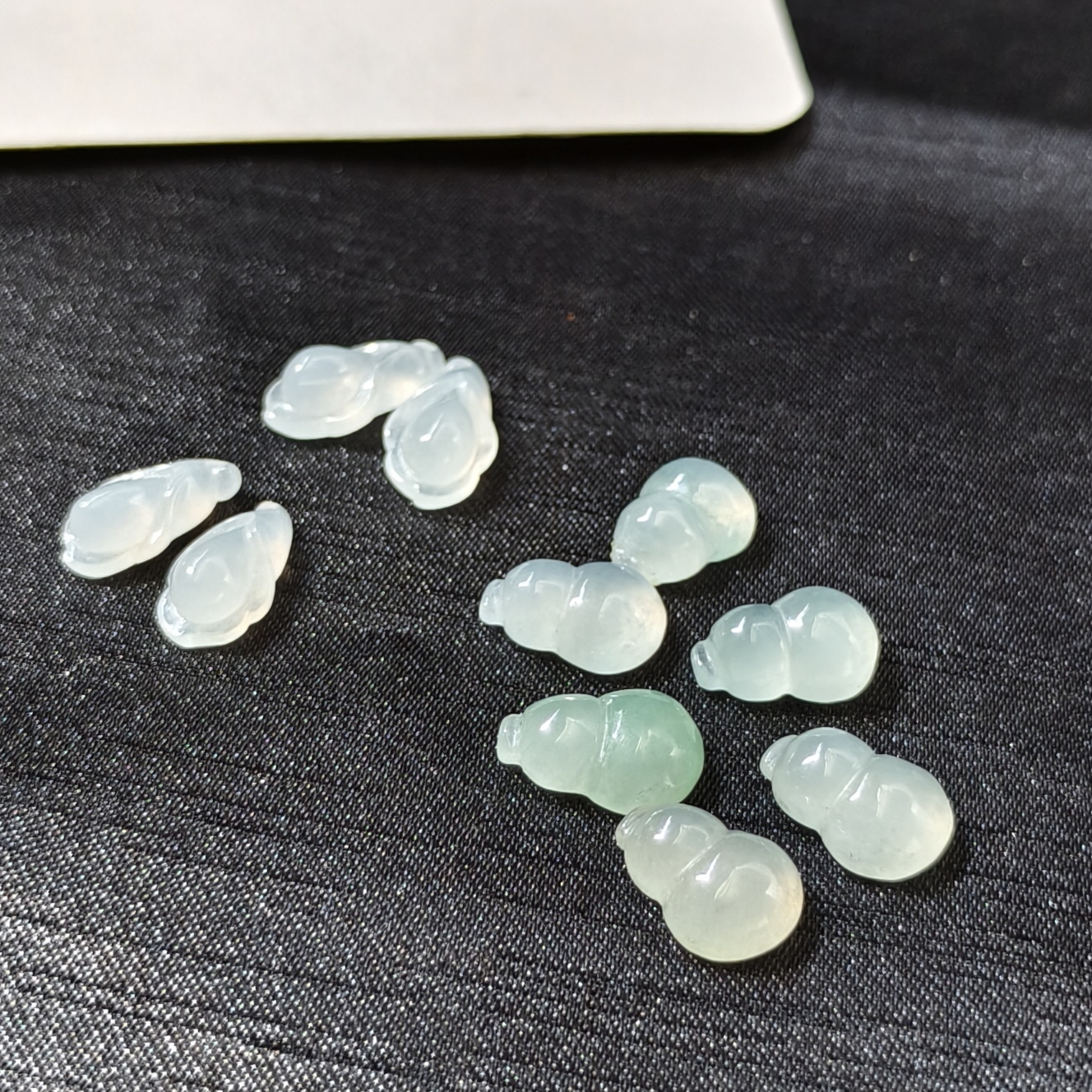 天然翡翠A货冰种裸玉葫芦玉兰花