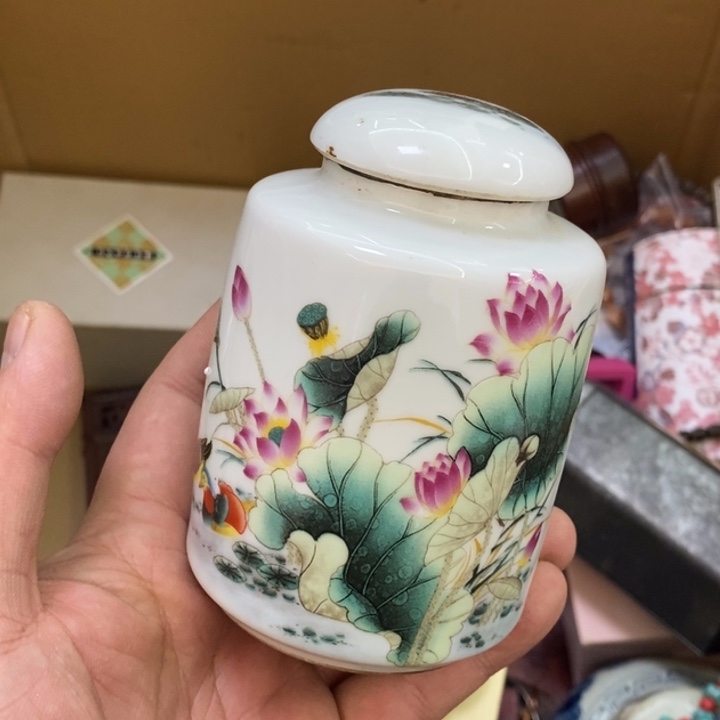 瓷片哦哦哦哦哦哦