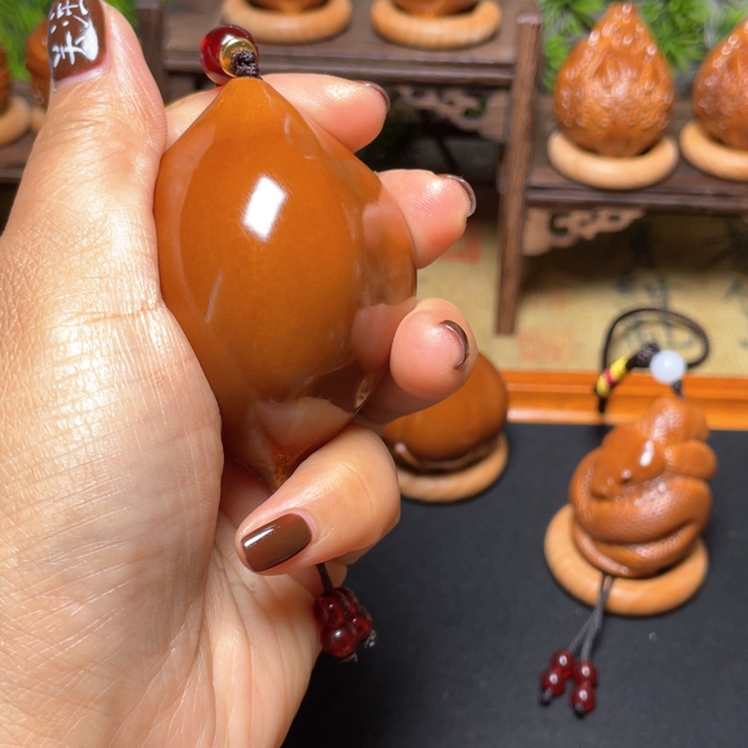 橄榄核吊坠啊啊啊啊