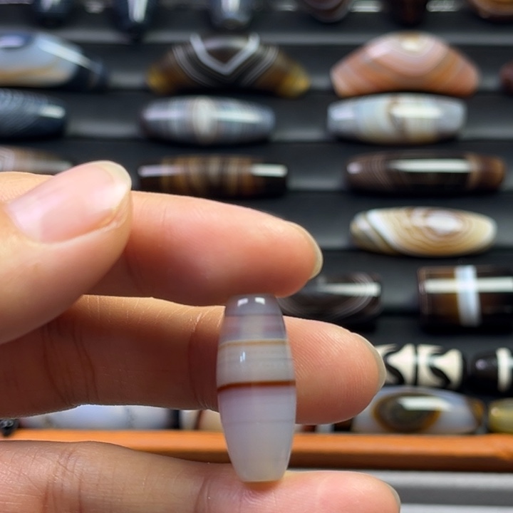 ？***？玛瑙/玉髓未镶嵌颈饰