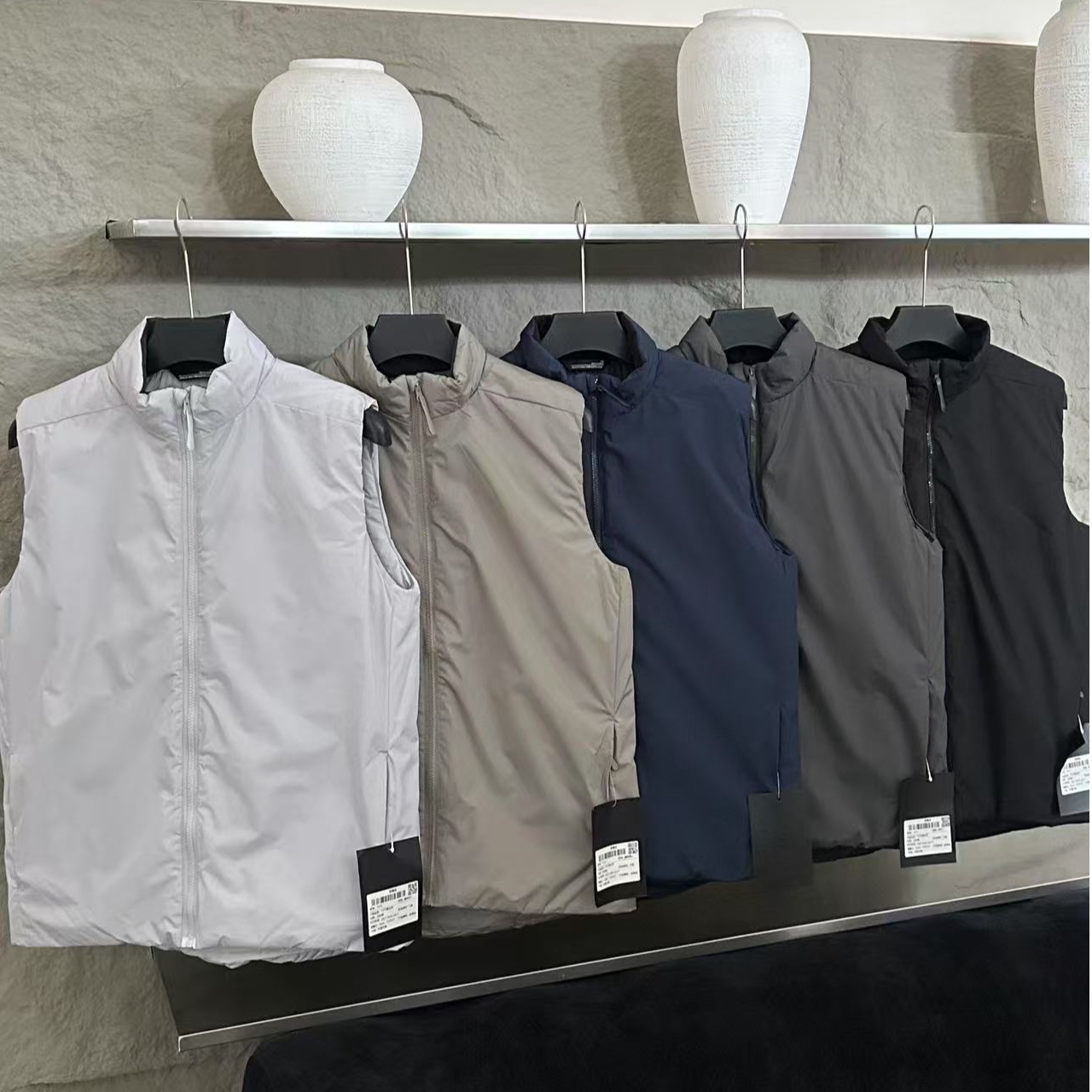 满分品质！去繁从简！轻量化户外防风防水休闲运动棉服背心马甲7475