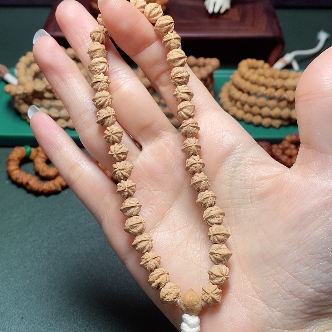 柏香籽/百香籽把件