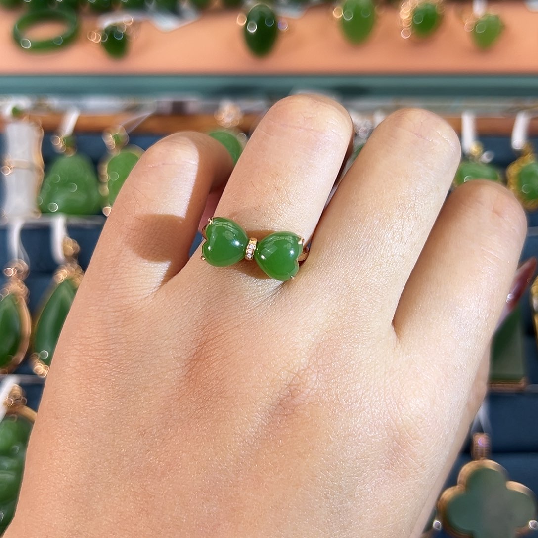 和田玉（碧玉）18K金镶嵌戒指