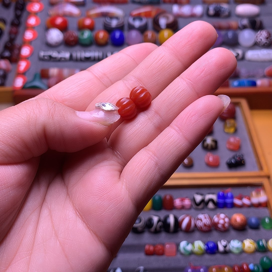 北***斗玛瑙/玉髓未镶嵌颈饰