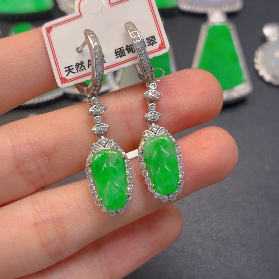 翡翠银S925镶嵌颈饰