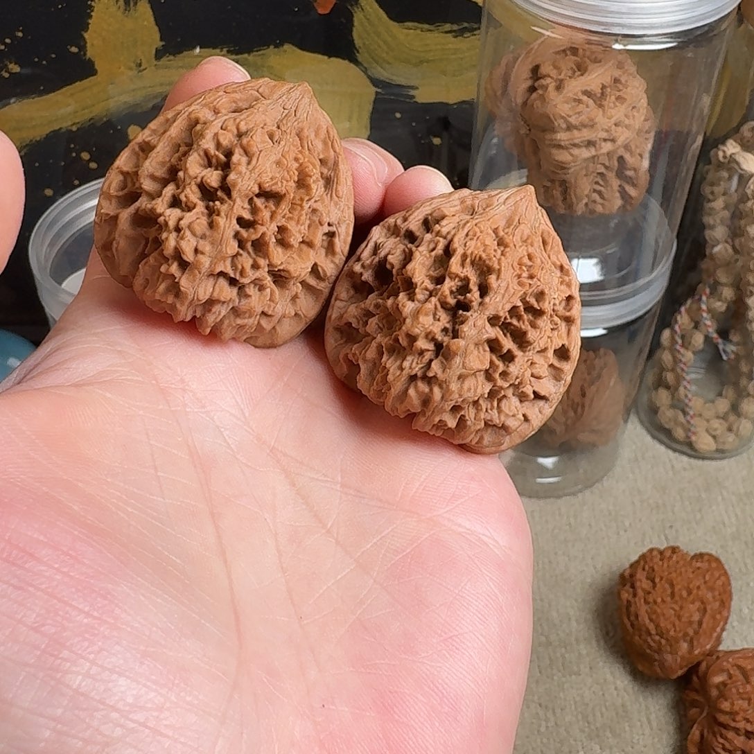 文玩核桃吊坠满天星