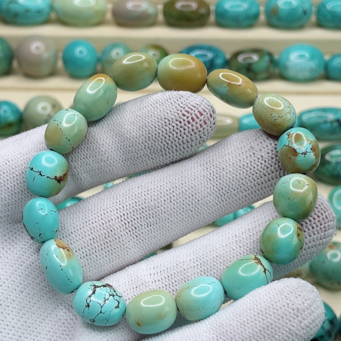 未镶嵌绿松石珠宝奇石