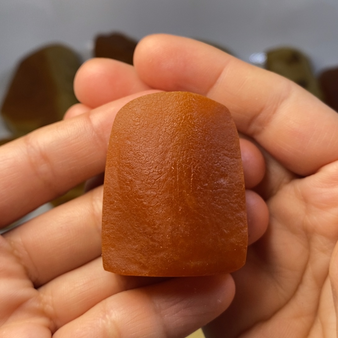 定制琥珀蜜蜡牌子