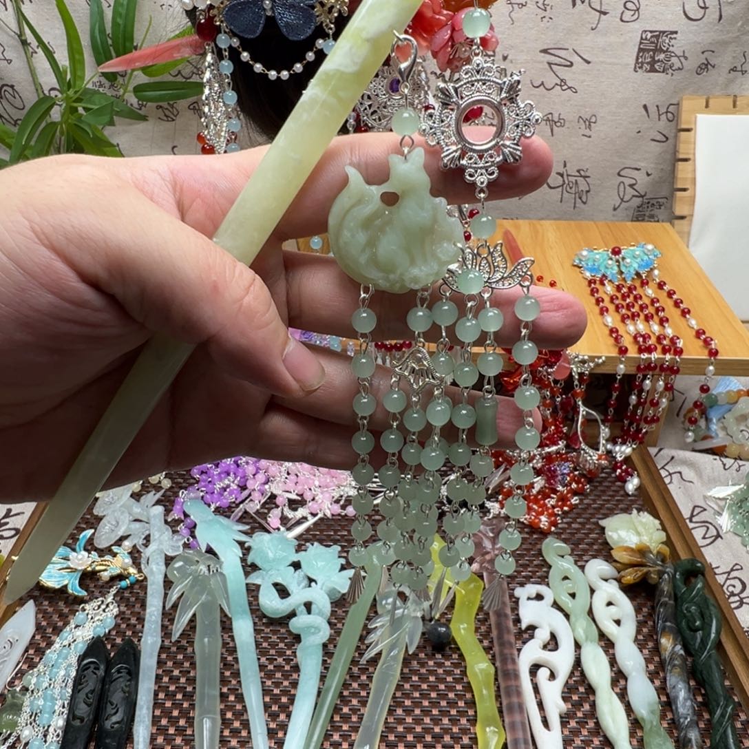 蛇纹石玉合金发饰