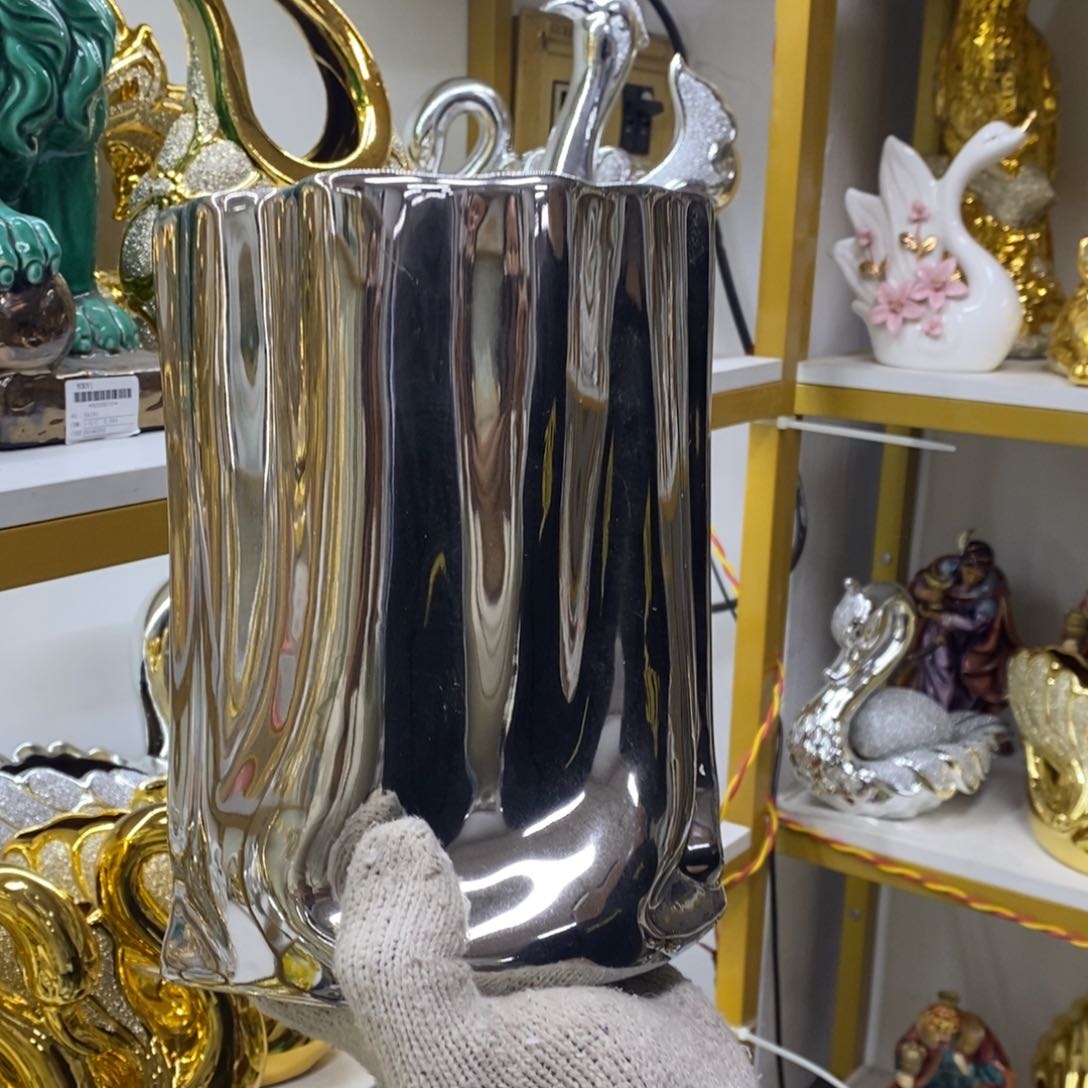 摆件陶瓷工艺。。。。