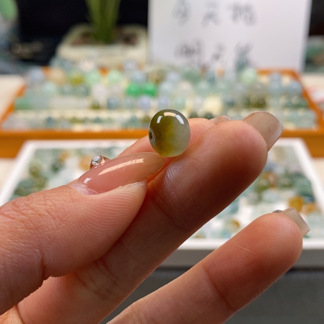 翡翠散珠天然翡翠鸳鸯色9,8×8