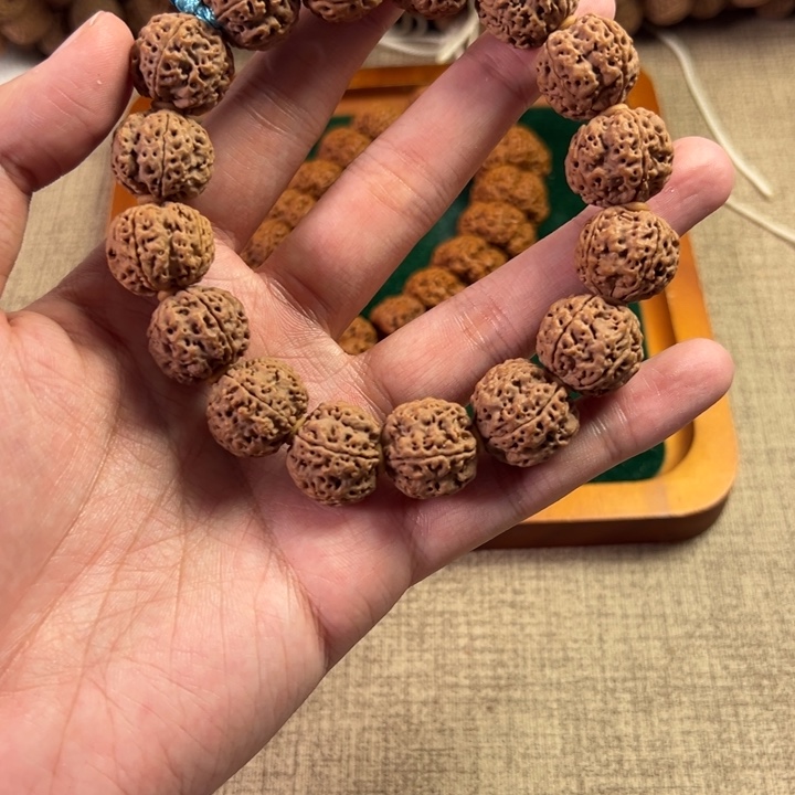 吊坠金刚菩提卡18古龙梅花