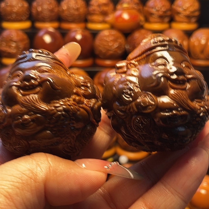 紫****橄榄核把件橄榄雕刻