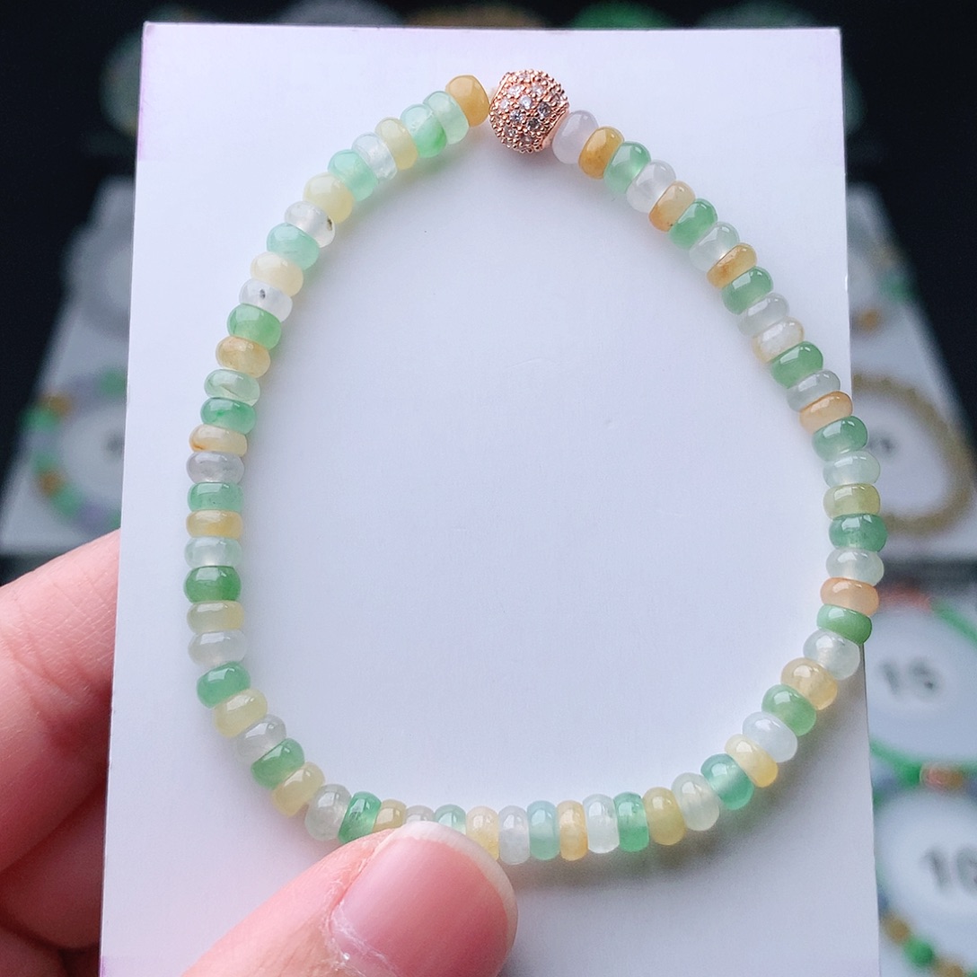 翡翠手串未镶嵌翡翠