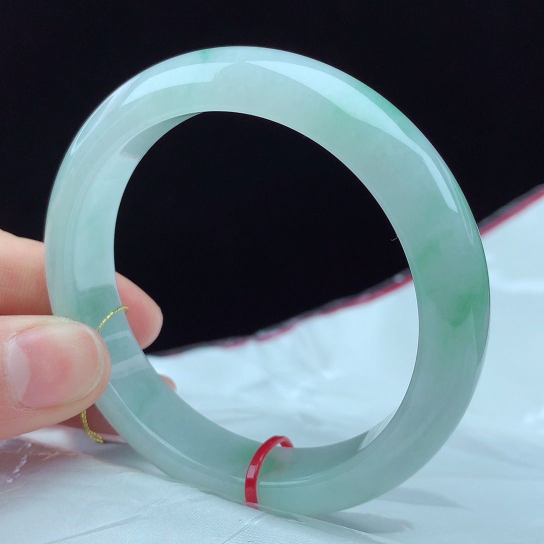 翡翠手镯未镶嵌L*54圈4444