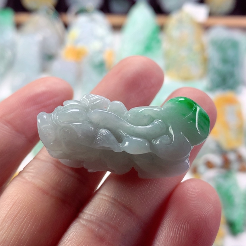 【闪购商品】翡翠吊坠(不含链)未镶嵌