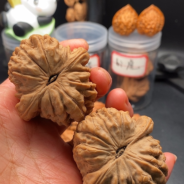 文玩核桃把件龙鼎