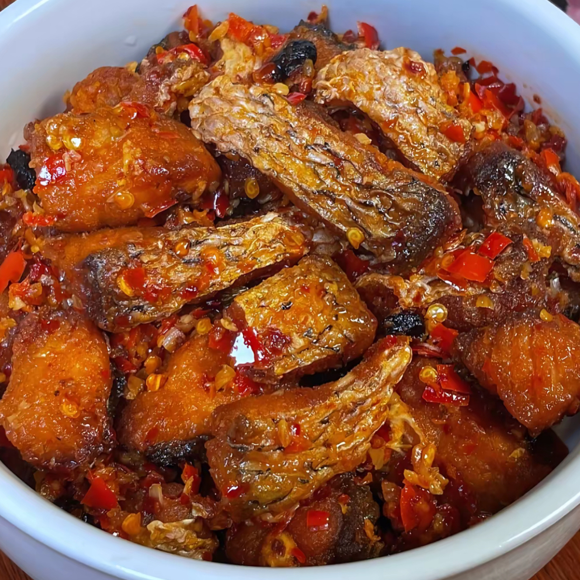 余干特产正宗香辣鱼，新店开业送优惠券