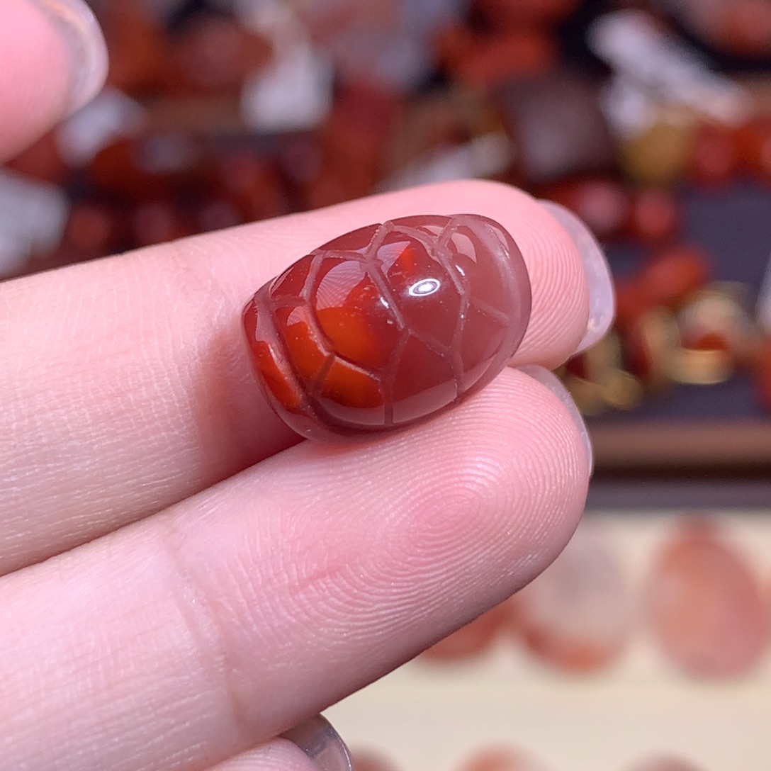 南红玛瑙未镶嵌珠宝半成品富甲