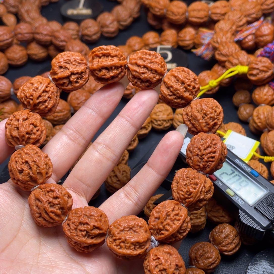 文玩核桃手串火焰纹111