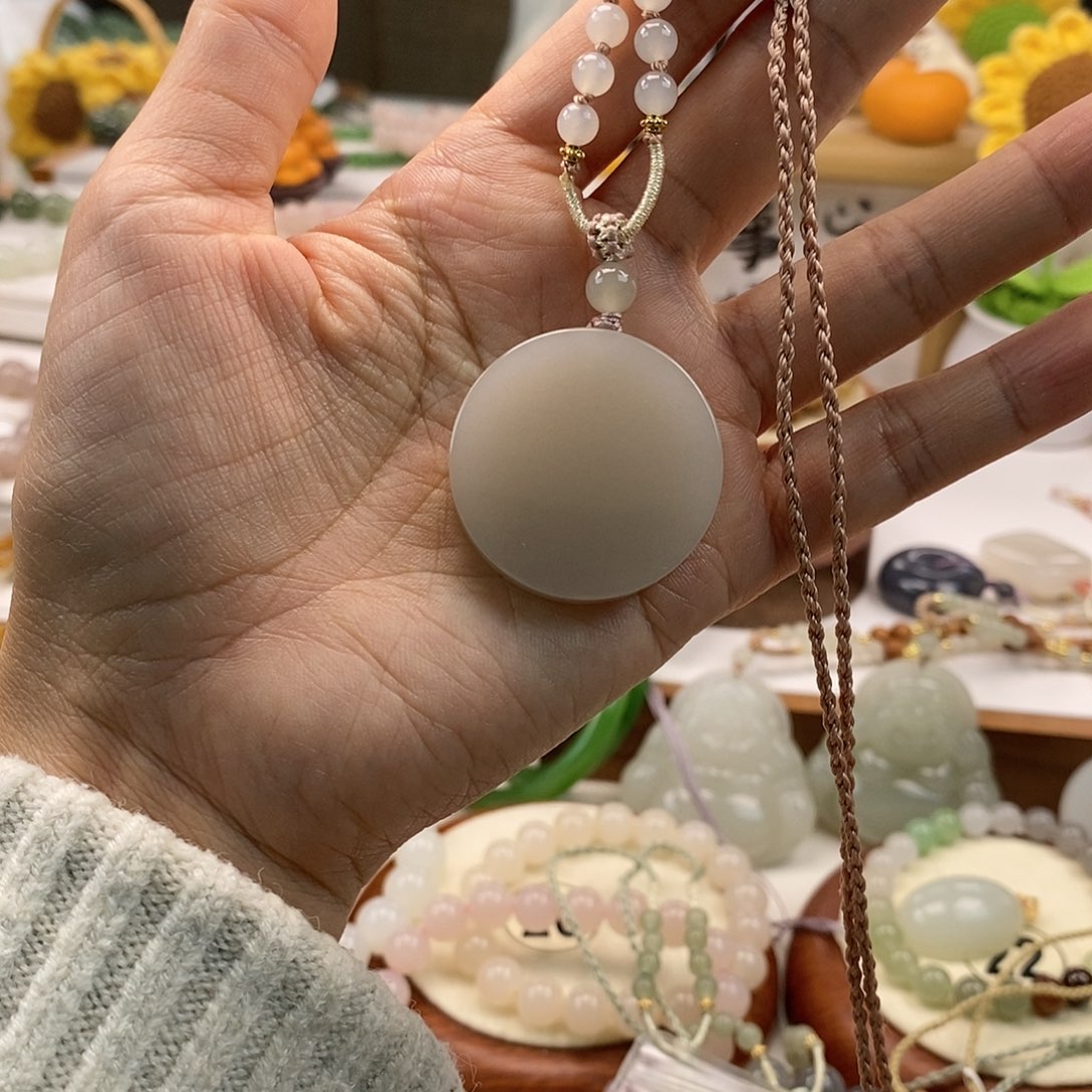 和田玉吊坠(不含链)未镶嵌