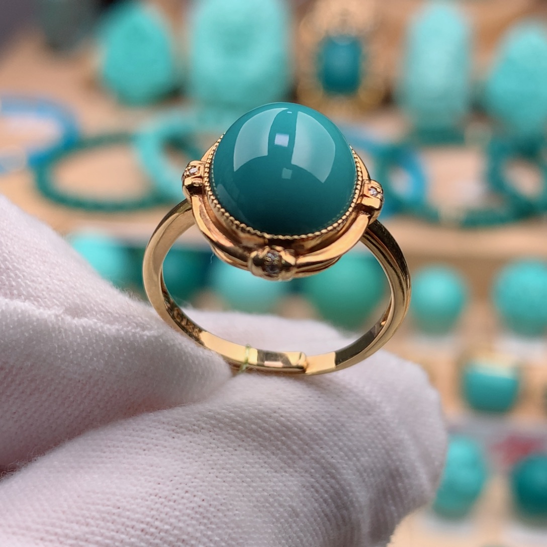 绿松石珠宝奇石18K金镶嵌