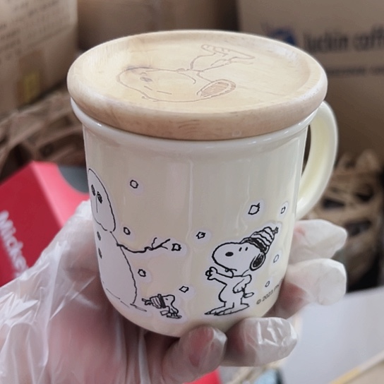 壶微瑕可爱可爱可爱