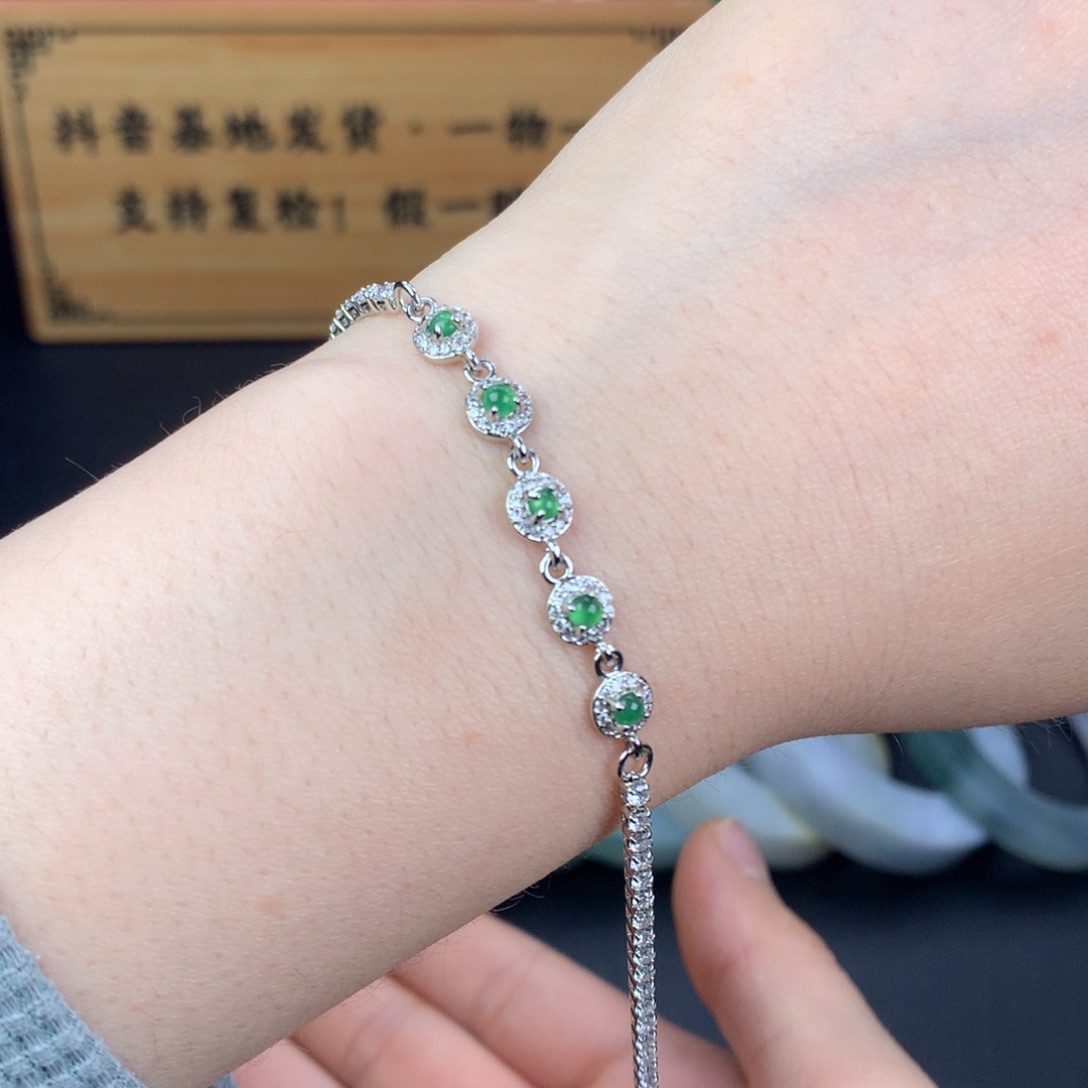 未镶嵌翡翠手链翡翠手链