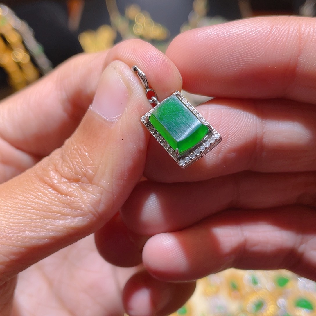 翡翠吊坠(不含链)银S925镶嵌