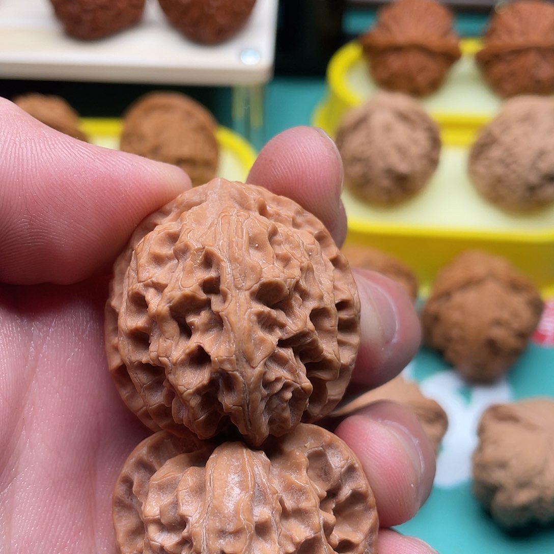 文玩核桃吊坠小苹果