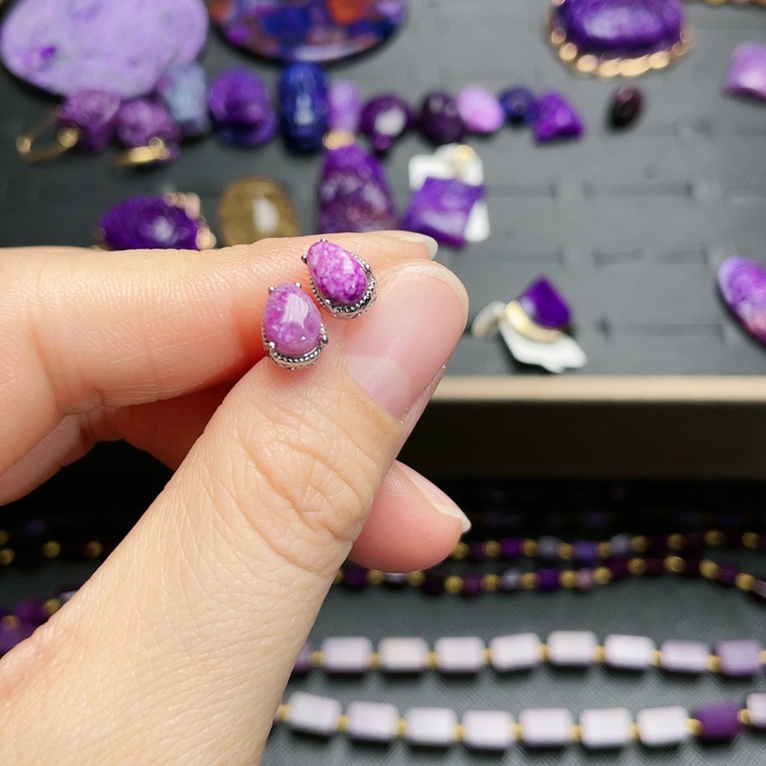 苏纪石（舒俱来）耳钉银S925镶嵌