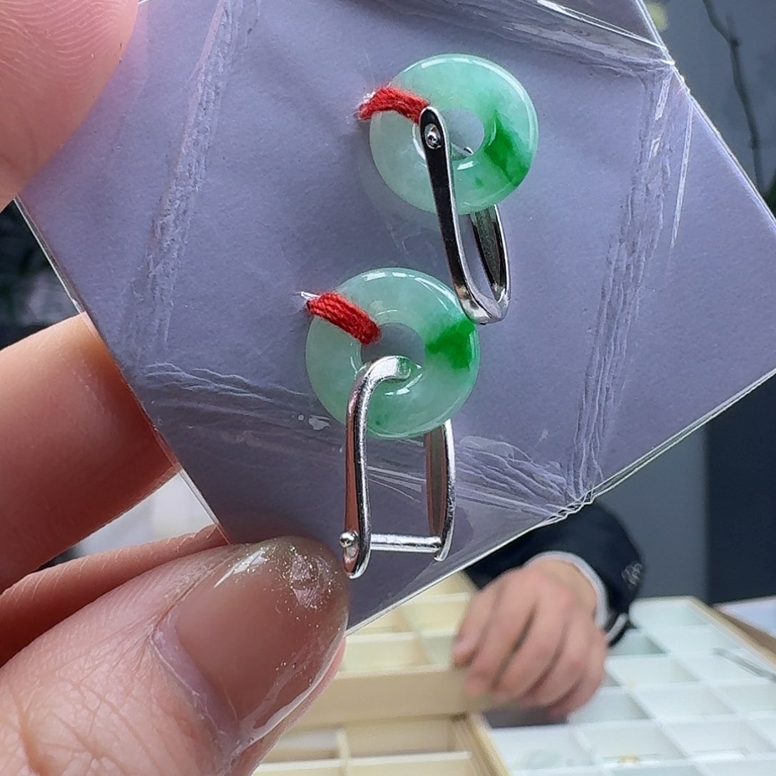 翡翠耳饰银S925镶嵌天然