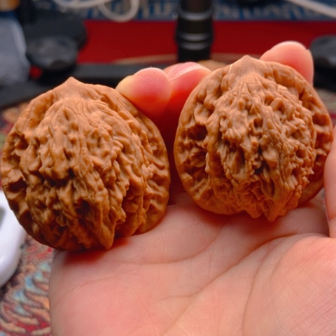 用***1吊坠文玩核桃粗筋虎