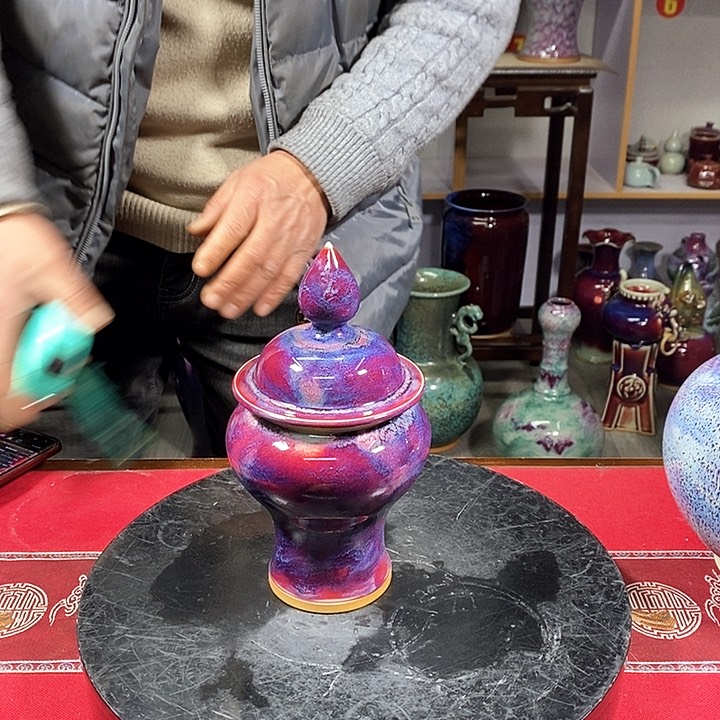 瓶中国神垕精品钧瓷