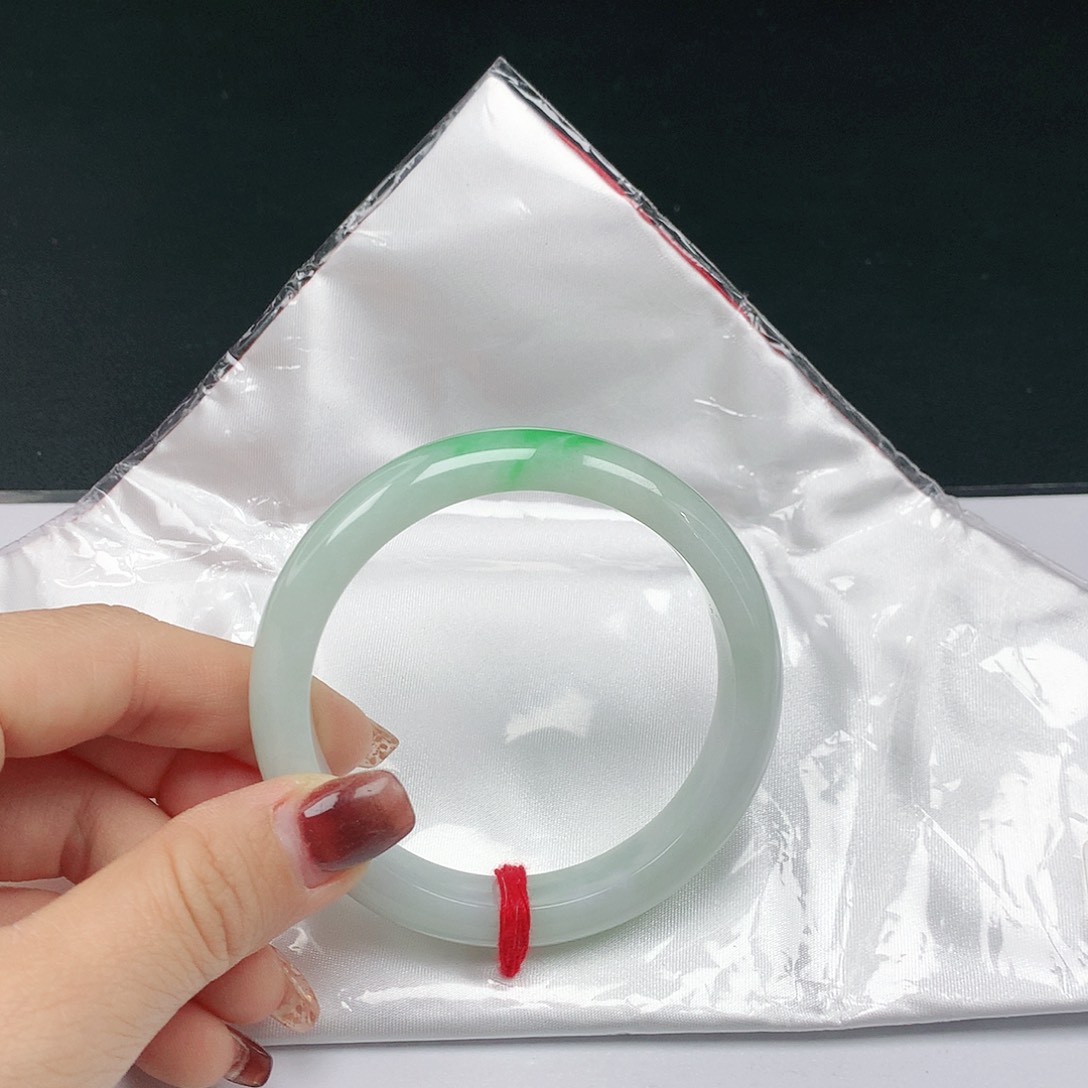 翡翠手镯未镶嵌翡翠248